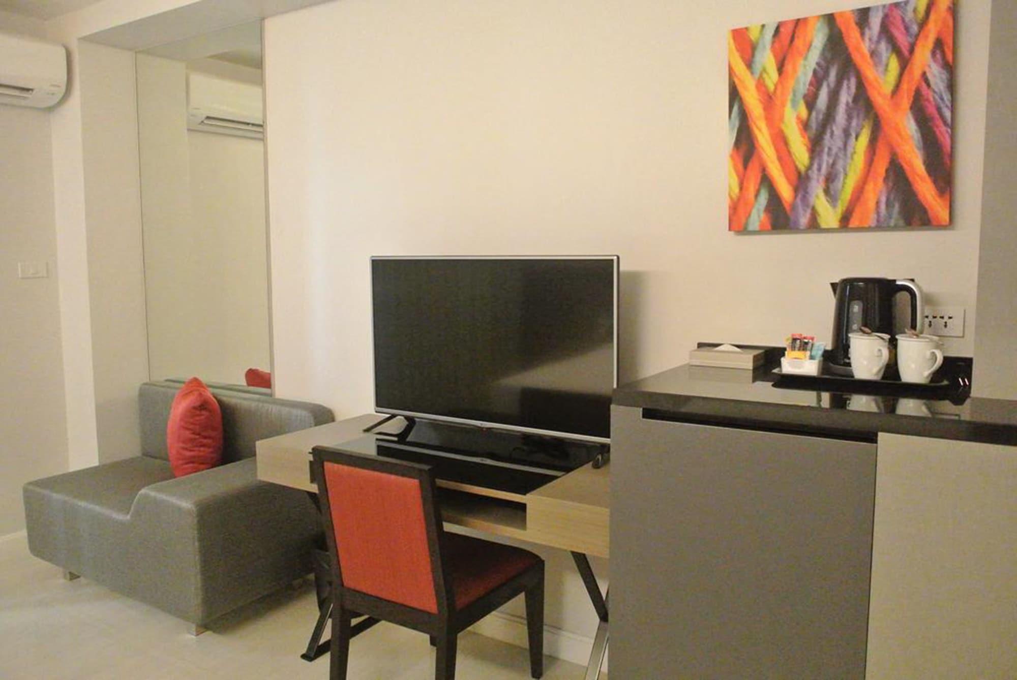 Praso@Ratchada12 Hotel Bangkok Luaran gambar