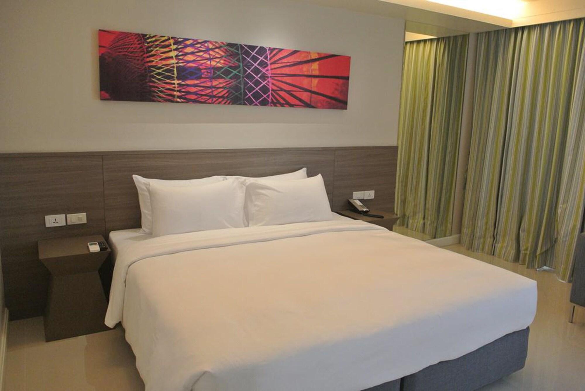 Praso@Ratchada12 Hotel Bangkok Luaran gambar