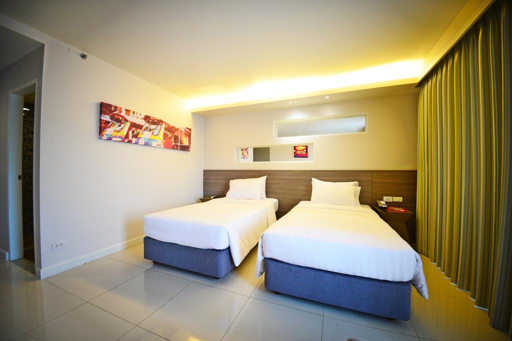 Praso@Ratchada12 Hotel Bangkok Luaran gambar